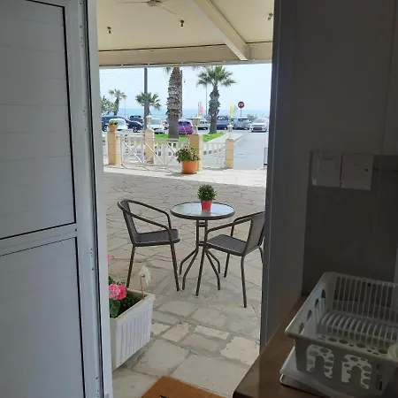 Zorbas Sea View No 5 דירה *