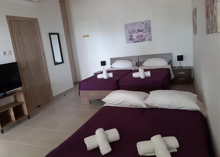 Zorbas Sea View No 5 * Ларнака